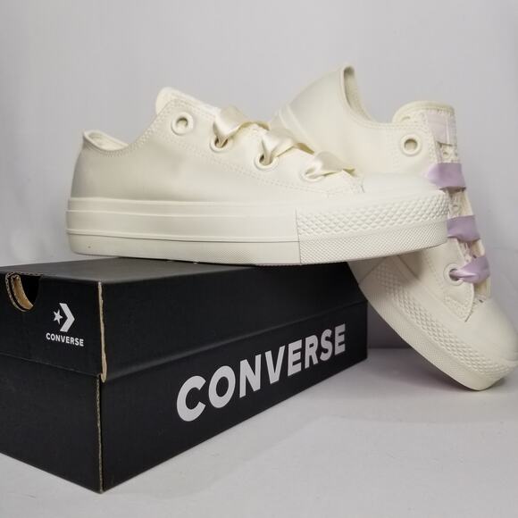 Converse Women's CTAS Lift Platform Satin Oxfords Size 8  A10301C  NWB - Picture 1 of 7